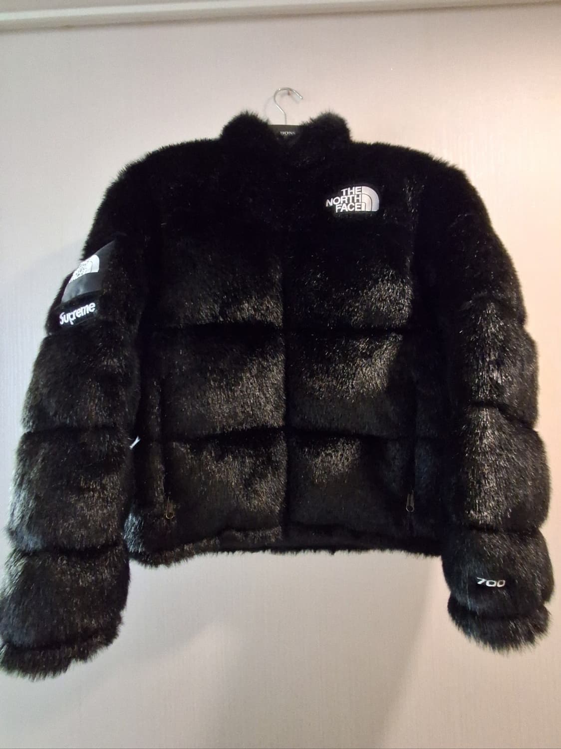 슈프림 x 노스페이스 퍼 눕시 패딩 자켓 M 상품이미지1