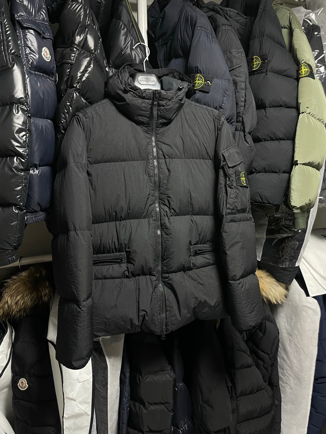 [M사이즈] 22FW 스톤아일랜드 가먼트다잉 크링클랩스 패딩 상품이미지3