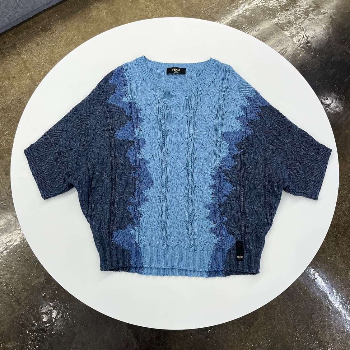 펜디 FF 백로고 니트 반팔 [52사이즈] 상품이미지2