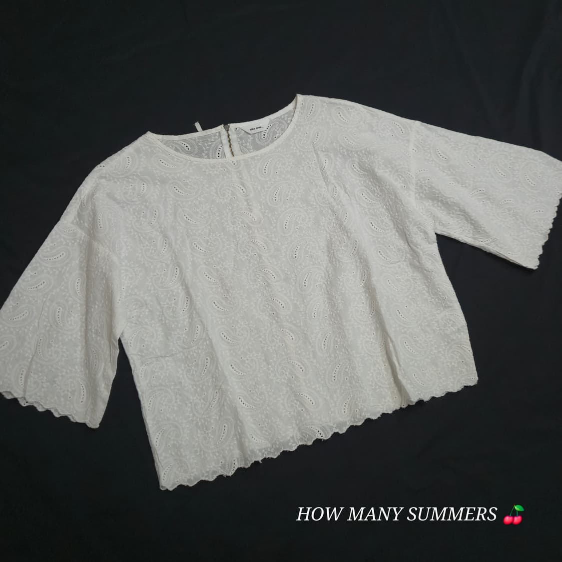 niko and... 화이트 페이즐리 자수 레이스 크롭 블라우스 상품이미지1