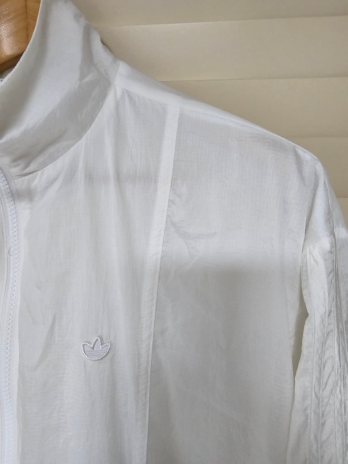 아디다스 여성 트랙탑 윈드브레이커 바람막이 M 상품이미지5