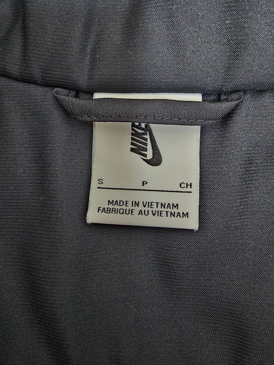 나이키 NRG 솔로스우시 사틴 봄버자켓 S 상품이미지3