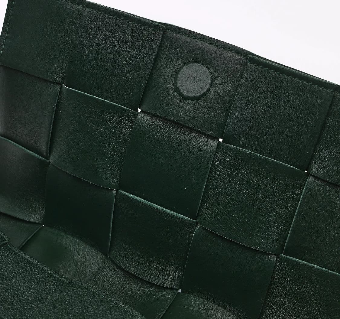 [S급] 보테가베네타 레인트리 카세트백 판매합니다!!! 상품이미지5