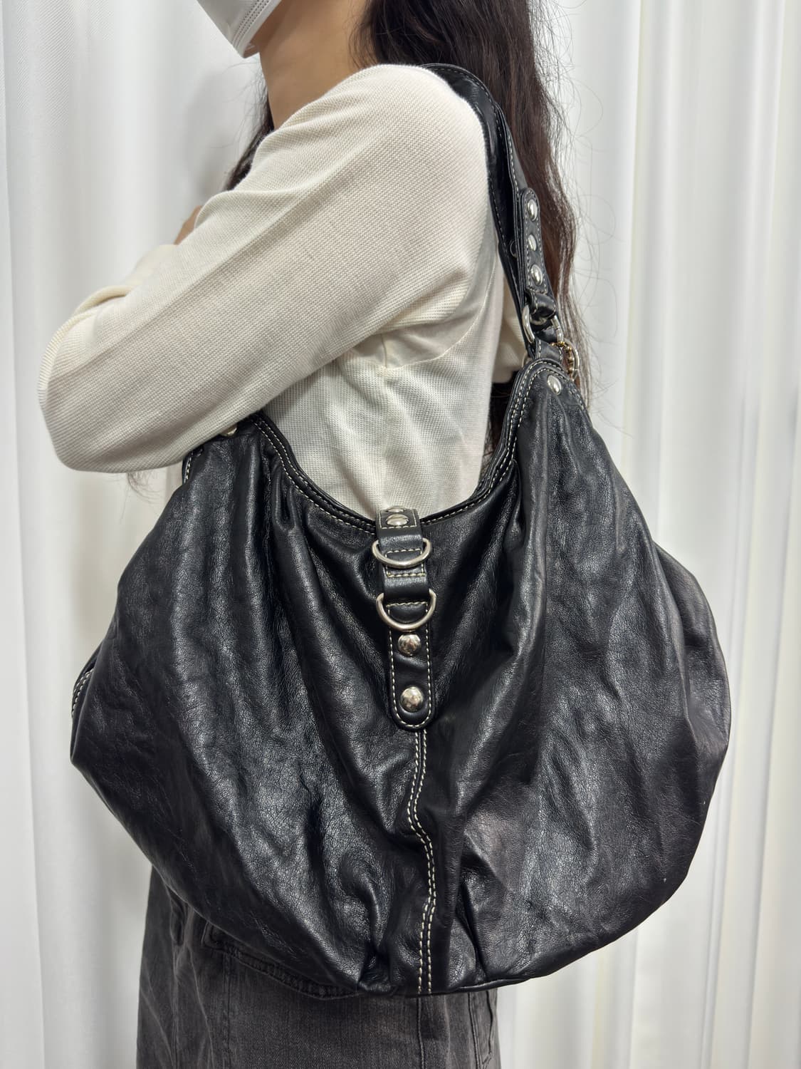 b.field leather buckle shoulderbag 상품이미지1