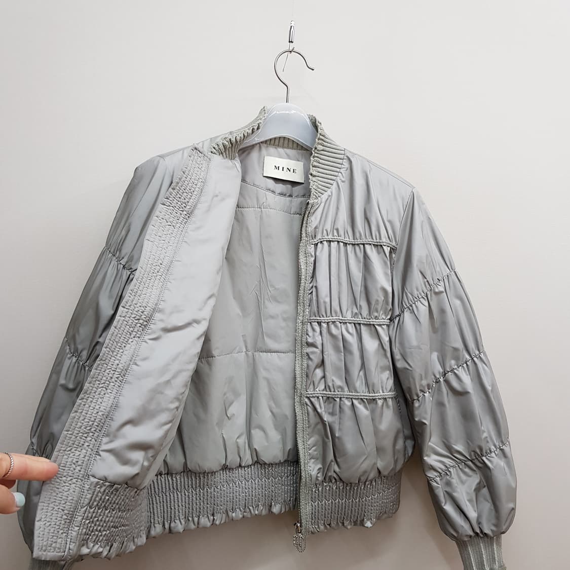 한섬 마인 2021 셔링 패딩 블루종 자켓 76-90-155사이즈 상품이미지5