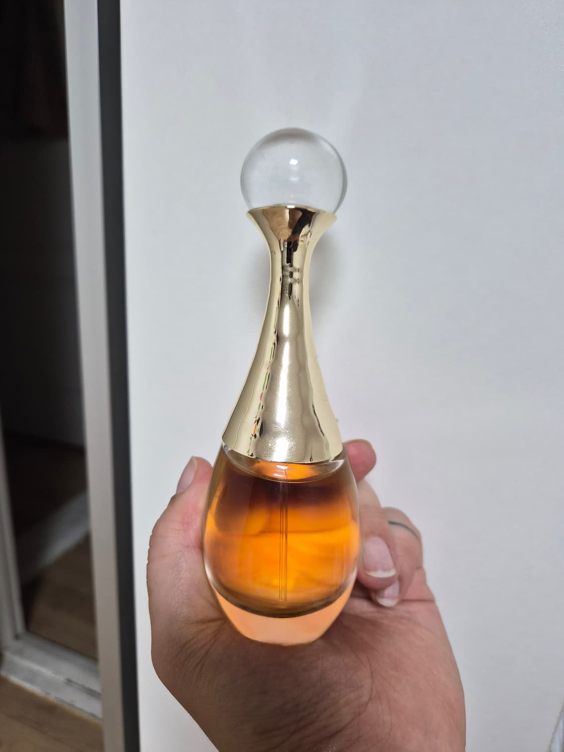 (백화점판) 디올 쟈도르 로르 에센스 드 퍼퓸 35ml 상품이미지2