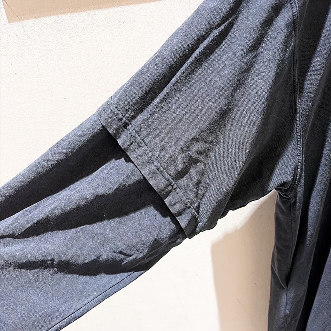 (정품/새상품) 베트멍 유니섹스 블랙 레이어드 후드 롱슬리브 상품이미지3