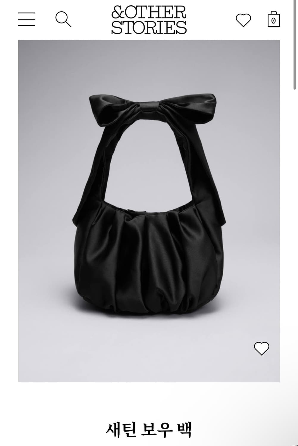 앤아더스토리즈 새틴 보우백 블랙 상품이미지1