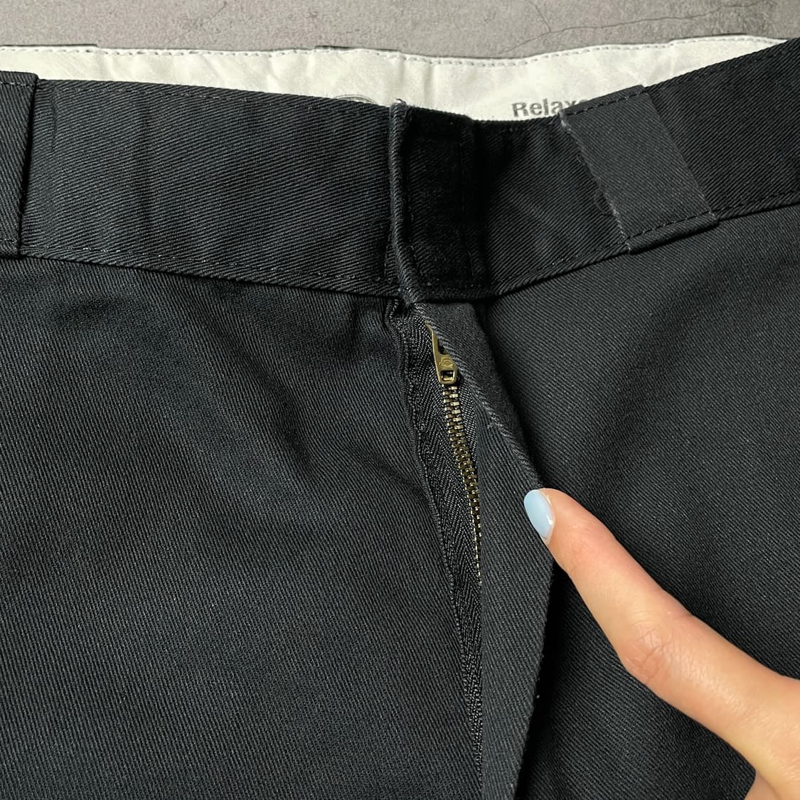 DICKIES 디키즈 블랙 릴렉스핏 워크 하프팬츠 A01143 상품이미지3