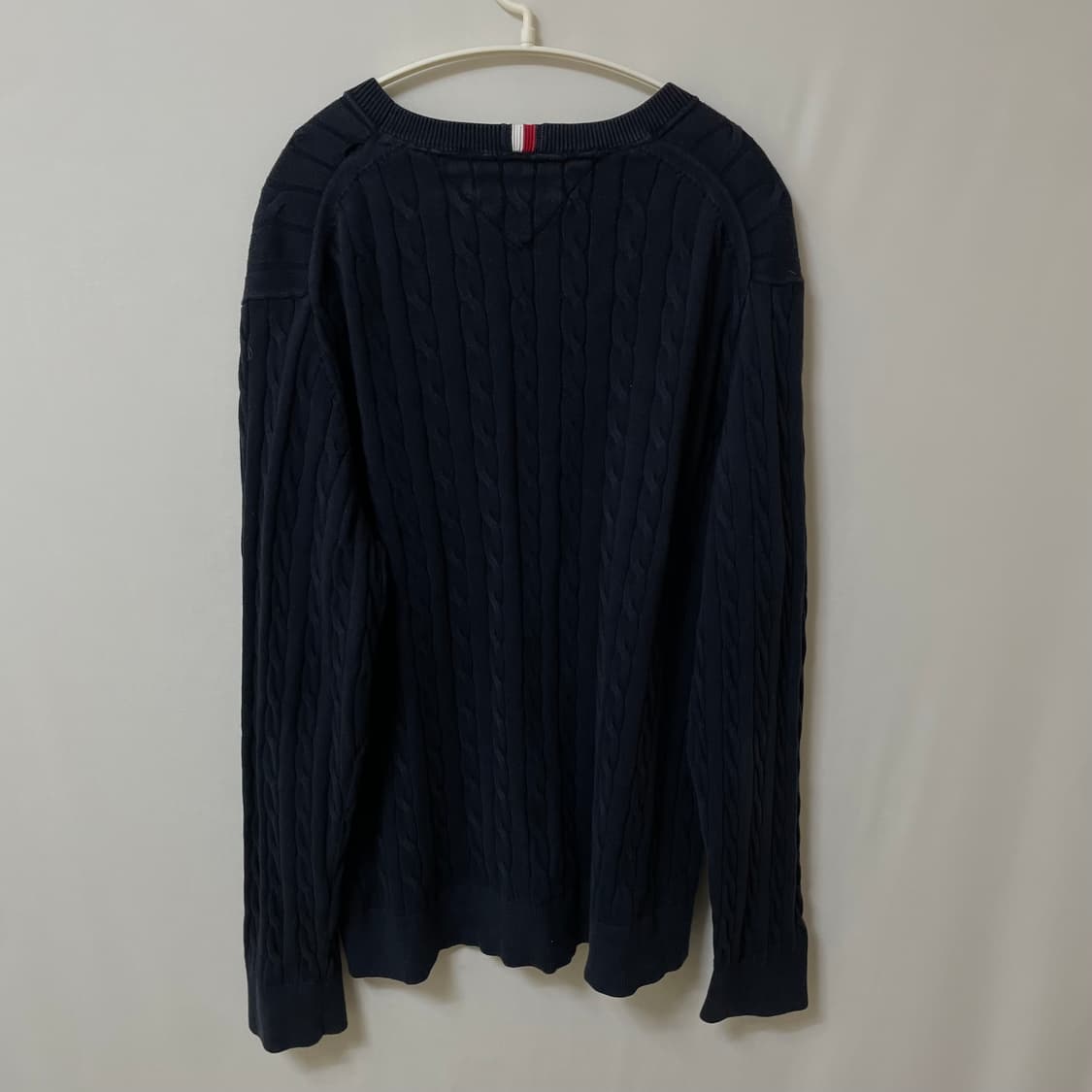 [ XL ] 타미힐피거 미니플래그 꽈배기 니트  상품이미지6