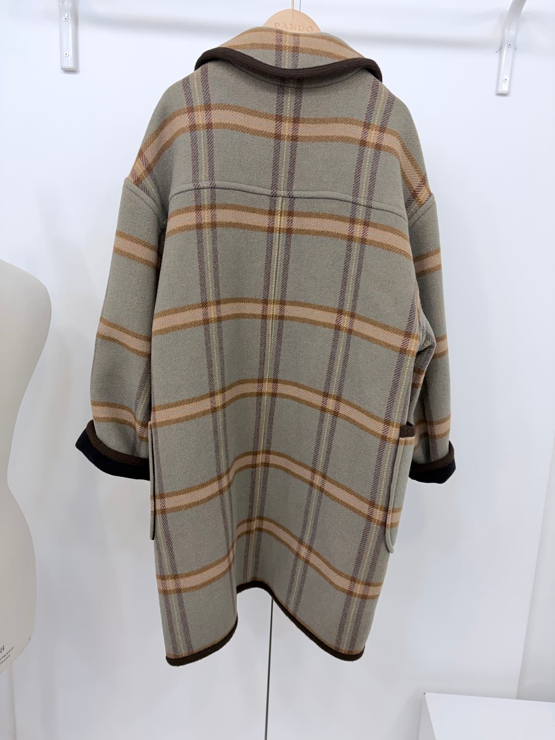 버버리 체크 코트  상품이미지4