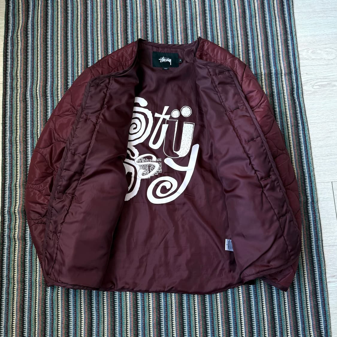 스투시 퀼티드 경량 자켓 상품이미지2