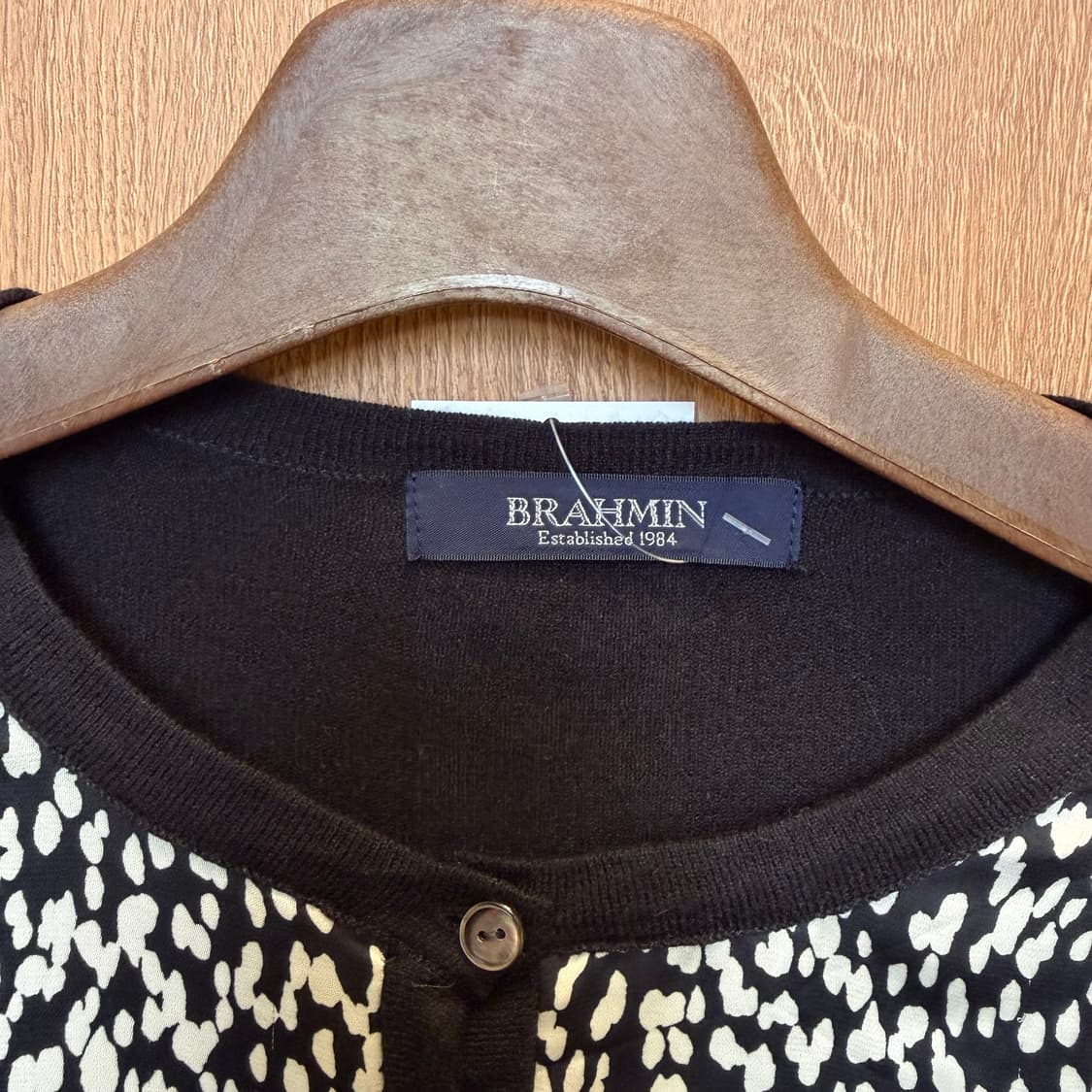 빈티지 롱슬리브 니트 가디건 레오파드 패턴 배색 디테일 블랙 상품이미지5