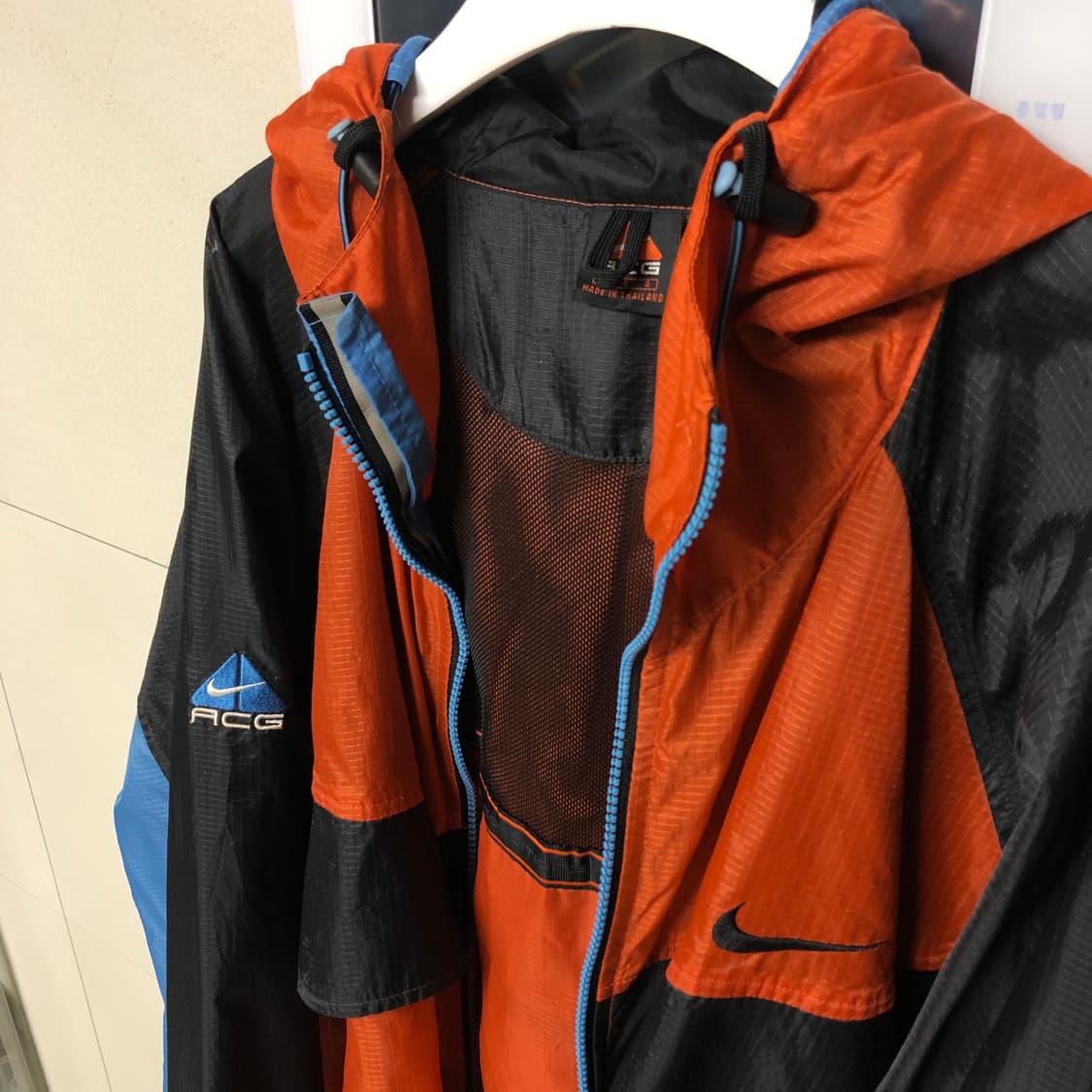 [L]나이키 ACG 멀티컬러 바람막이 자켓 상품이미지5