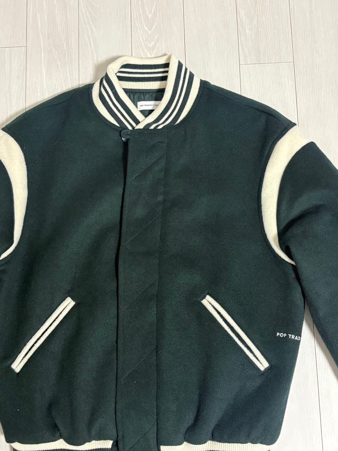 팝트레이딩컴퍼니 X 파라 바시티 자켓 상품이미지3