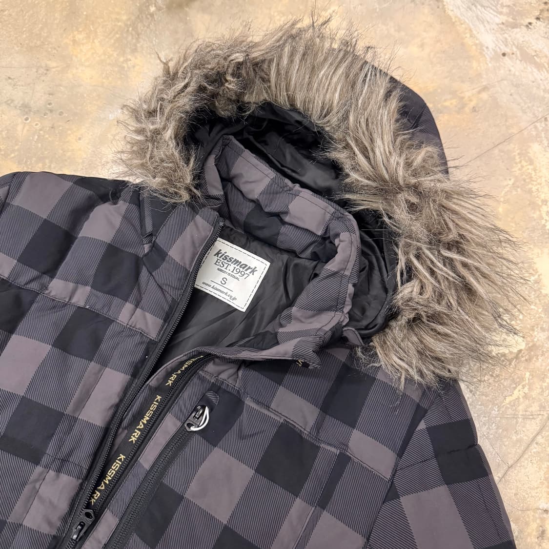 키스마크 체크 패디드 다운 퍼 자켓 블랙/그레이 상품이미지6