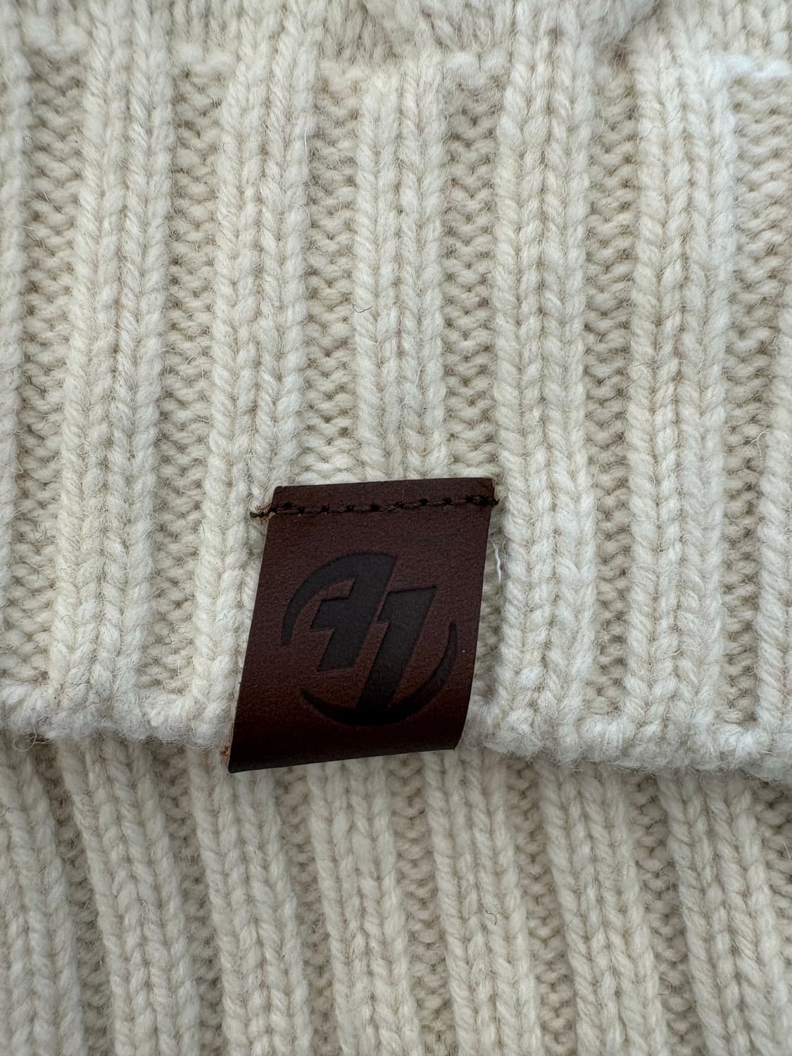 아더에러 니트 상품이미지4