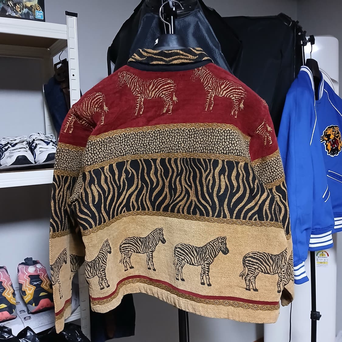 해외판 TANTrums 얼룩말 특이한 원단 짜임의 자켓 빈티지 상품이미지2
