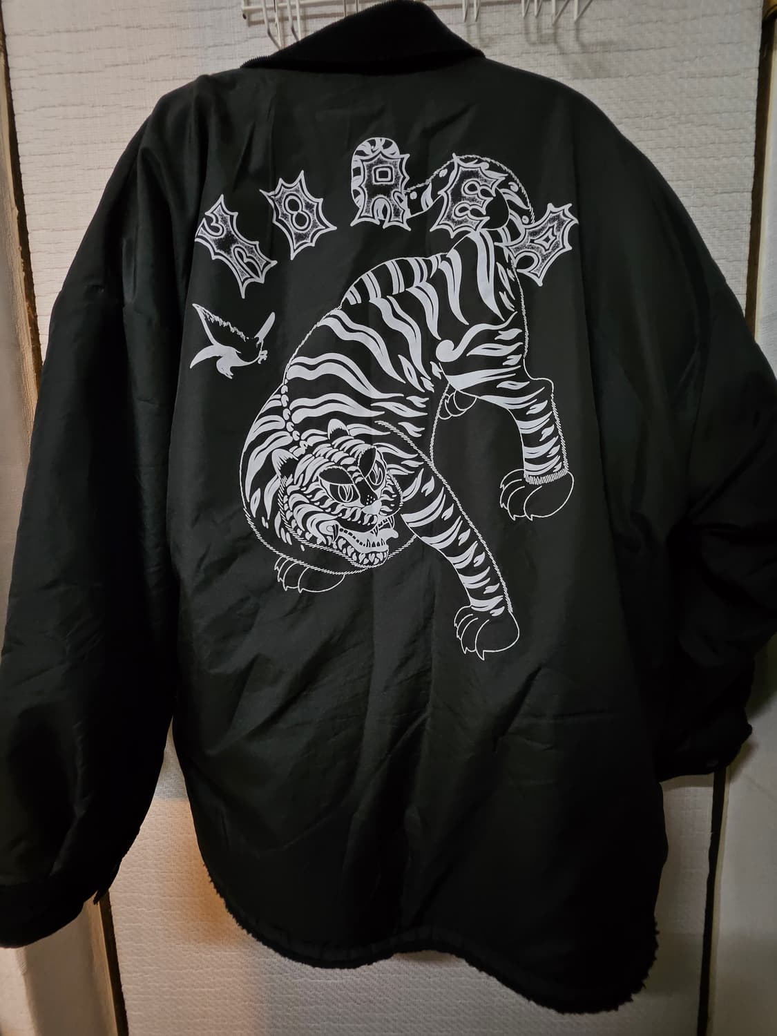 킬베로스 10주년 한정 플리스 자켓 상품이미지1