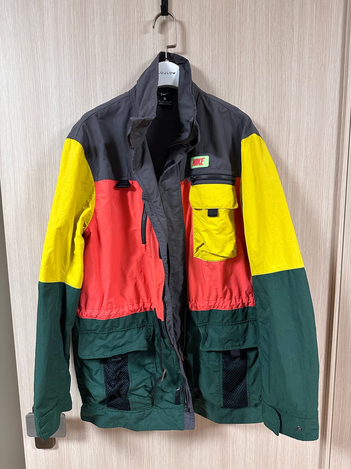 나이키 멀티컬러 바람막이 상품이미지1