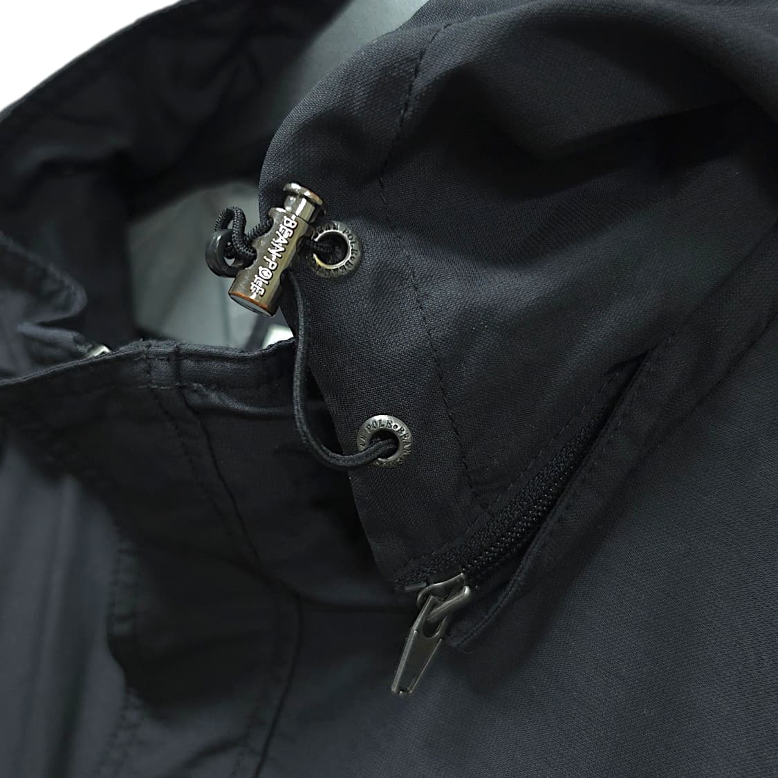 [110] 빈폴 블랙 후드 바람막이 자켓 상품이미지5