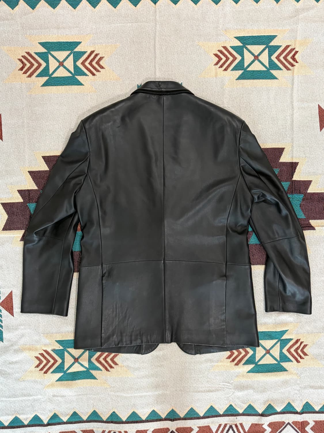 마에스트로 양가죽 클래식 2버튼 레더 블레이저 상품이미지5