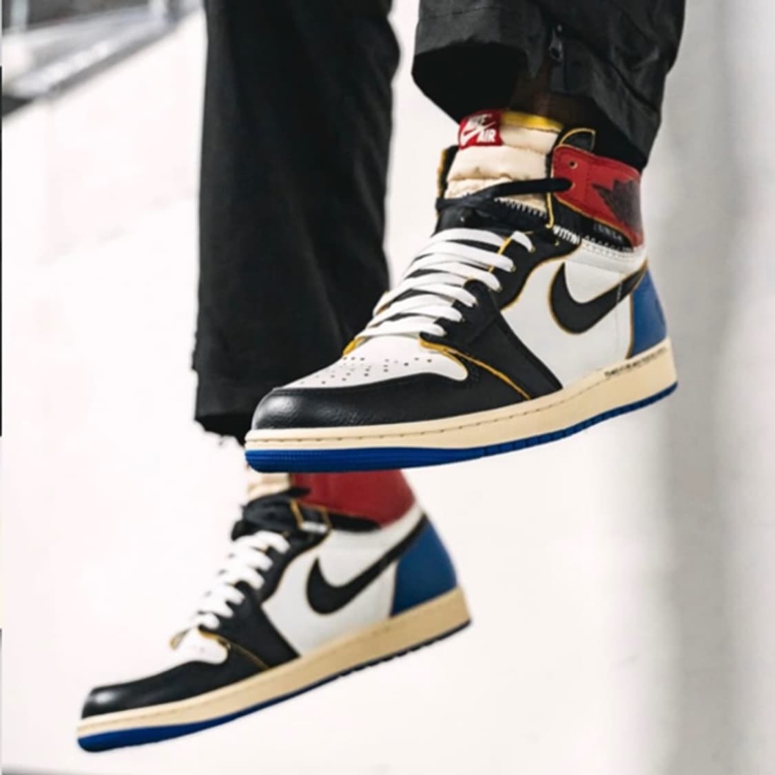 조던 1 x 프라그먼트 x 유니온 / 블랙 앤 바시티 레드 (260) 상품이미지9