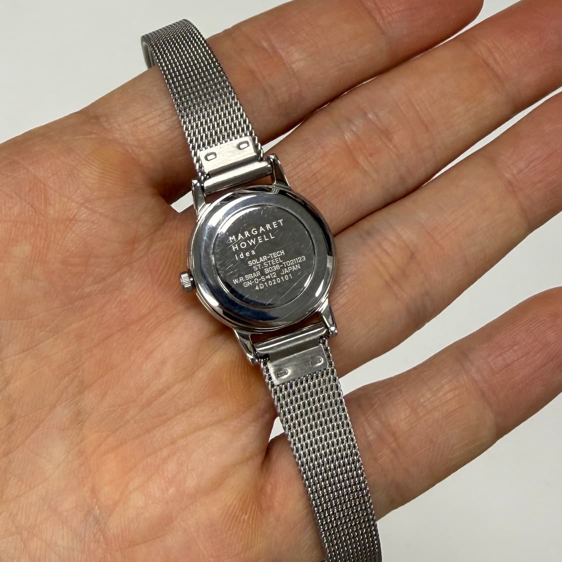 Margaret Howell solar tech watch 상품이미지8