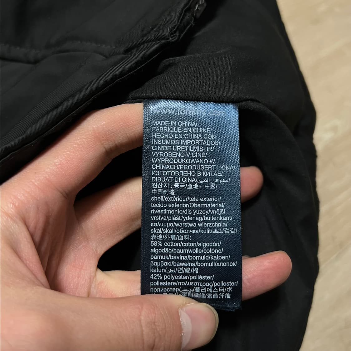 타미힐피거 여성 와펜 후드 야상 롱패딩 점퍼 [블랙] XS/85 상품이미지6