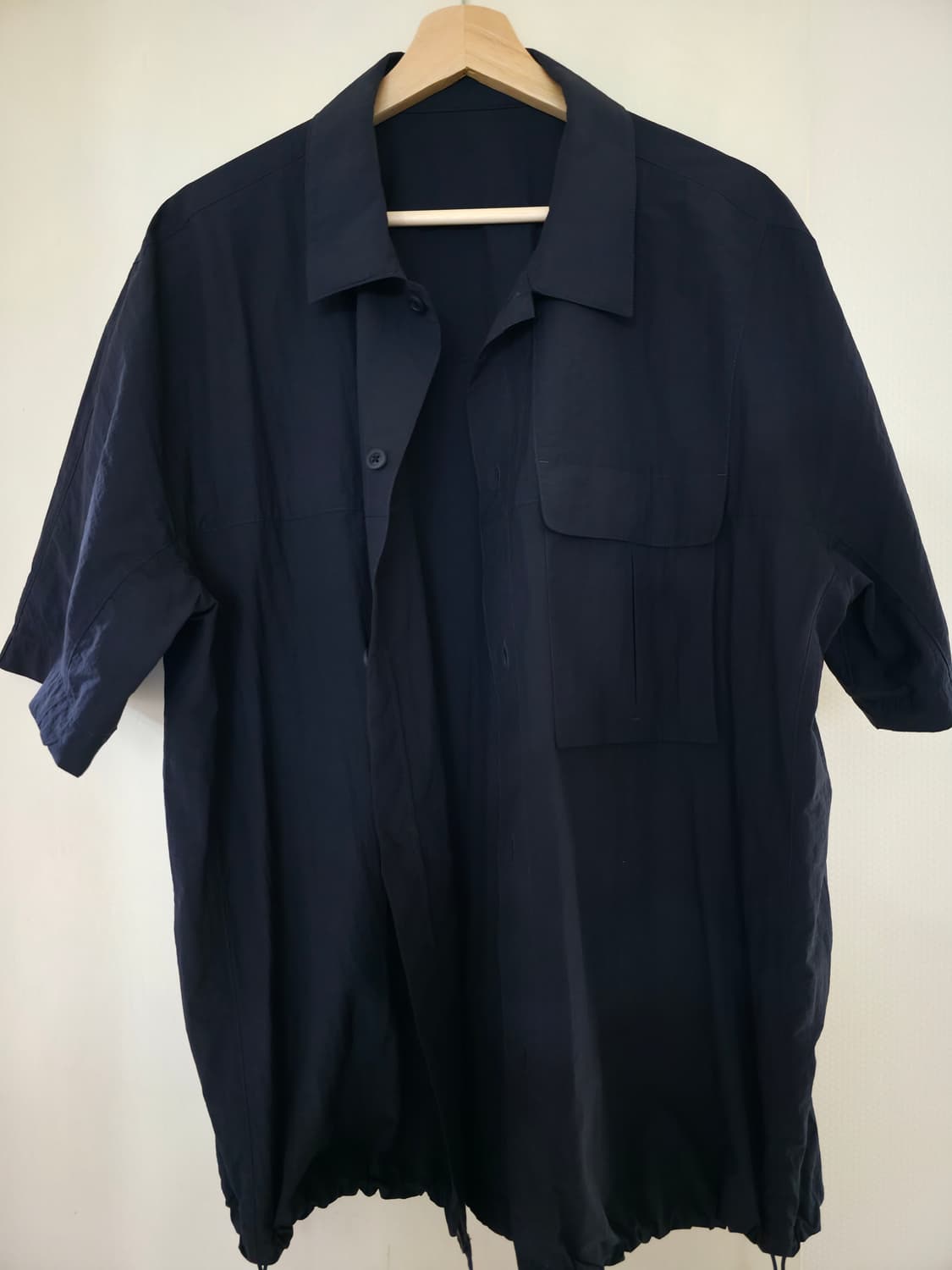 DKNY 네이비 반팔셔츠 23SS L 상품이미지1