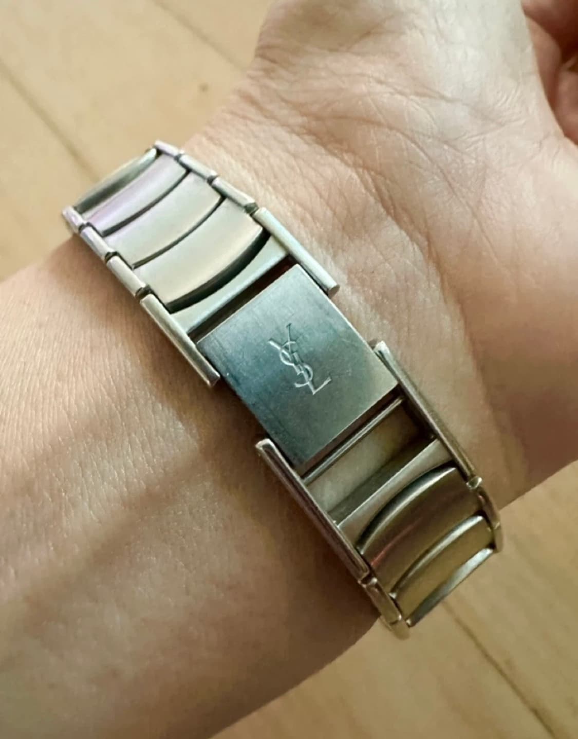 입생로랑YSL 스위스 쿼츠 메탈시계 상품이미지3