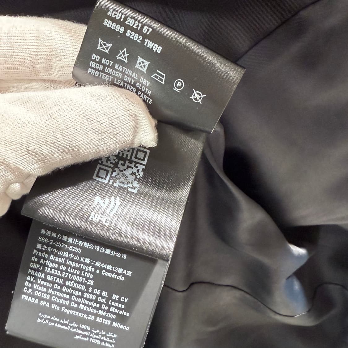 50 / 프라다 리나일론 블랙 카라 블레이저 상품이미지7