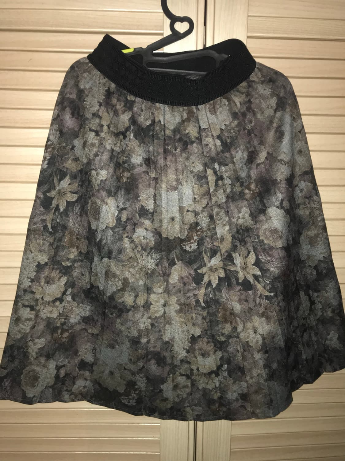 플라워 미디 스커트 상품이미지1