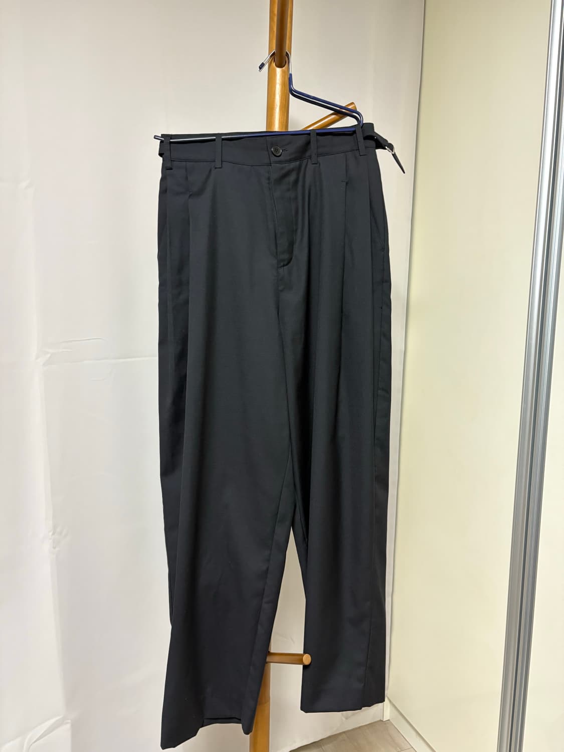 아트이프액츠 Wool Side Two Tuck Pants_ Black 상품이미지2