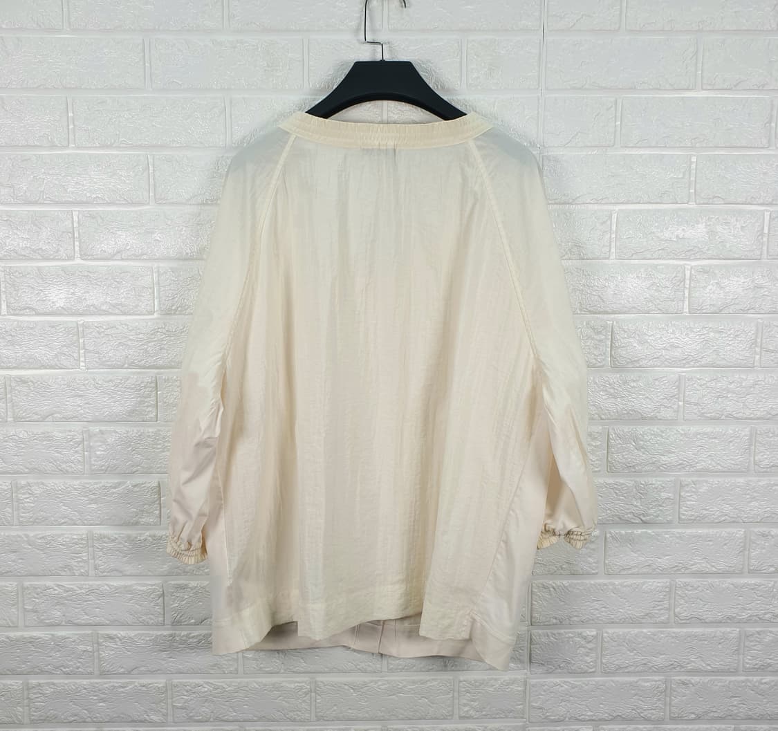 [55-66]COS 코스 게더드 넥 라운드 블라우스 상품이미지3