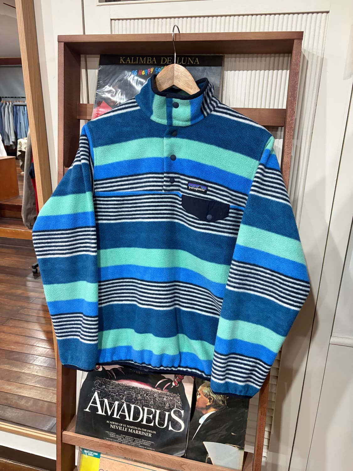 J30 파타고니아 신칠라 스트라이프 스냅티 플리스 M 상품이미지1