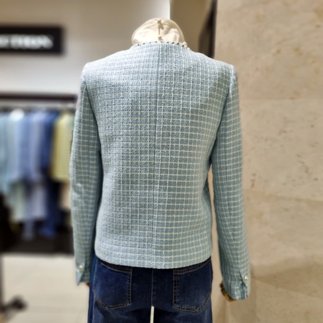 더아이잗컬렉션 브레이드 디테일 트위드자켓 55-66 상품이미지2