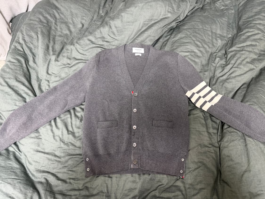 톰브라운 밀라노스티치 가디건 그레이 2사이즈 상품이미지1