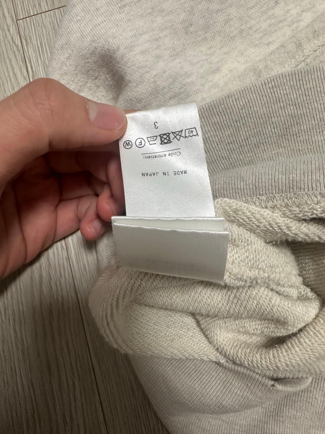 22ss 아프레쎄 스웻셔츠 3 사이즈 판매합니다. 상품이미지4