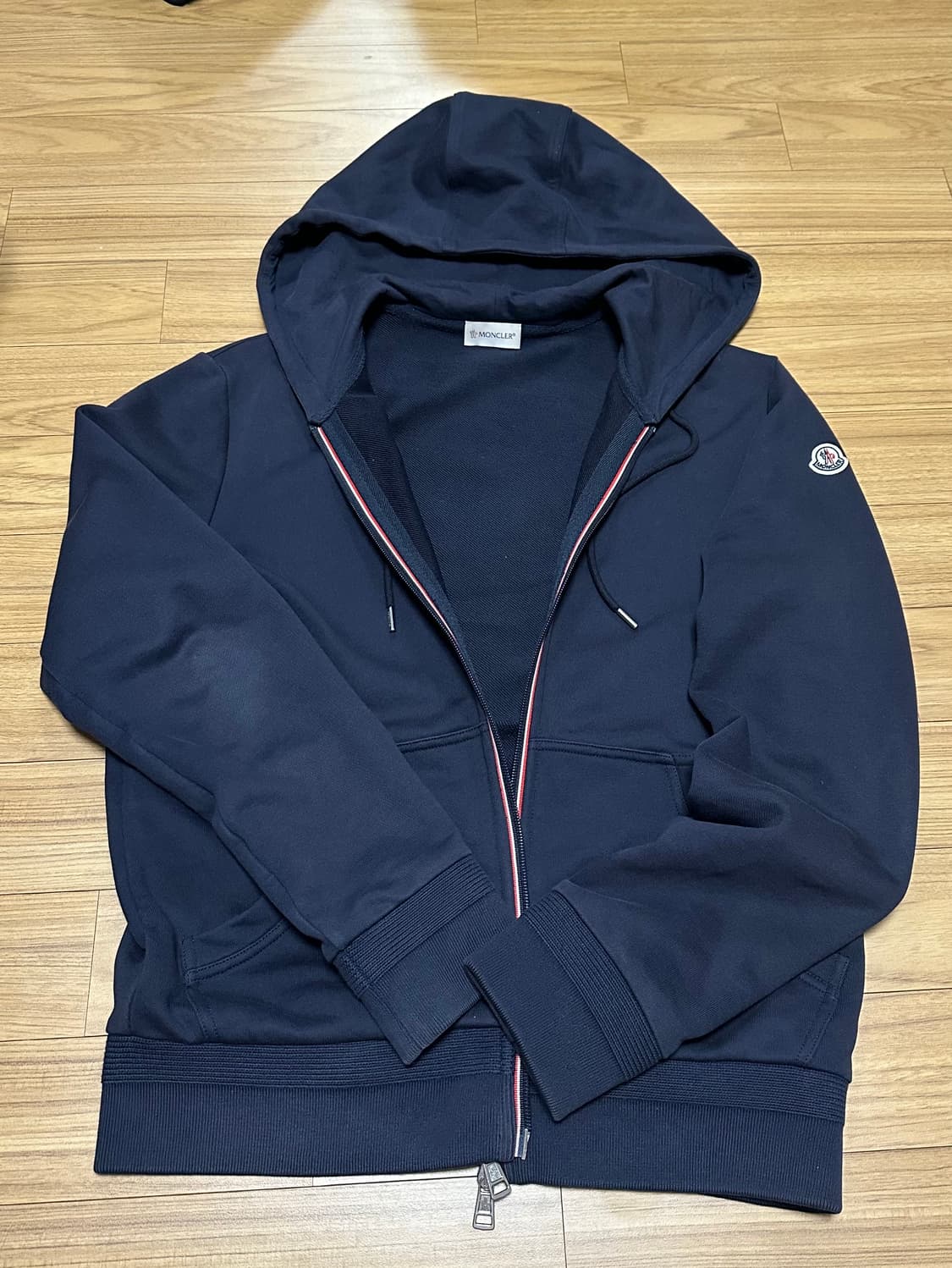 몽클레어 후드집업 M 상품이미지2