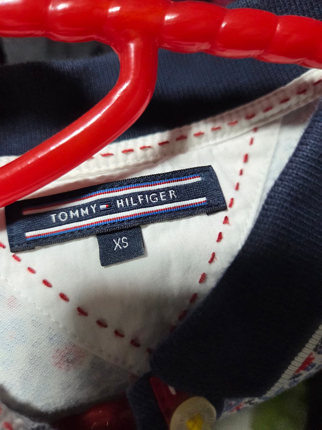 타미힐피거 꽃무늬 폴로셔츠 상품이미지2