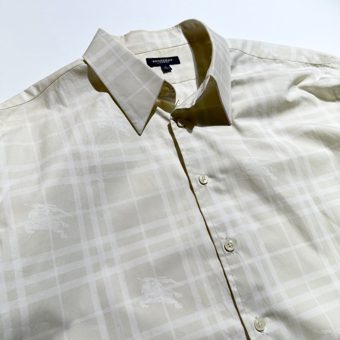 버버리 기마 패턴 체크 셔츠 상품이미지4