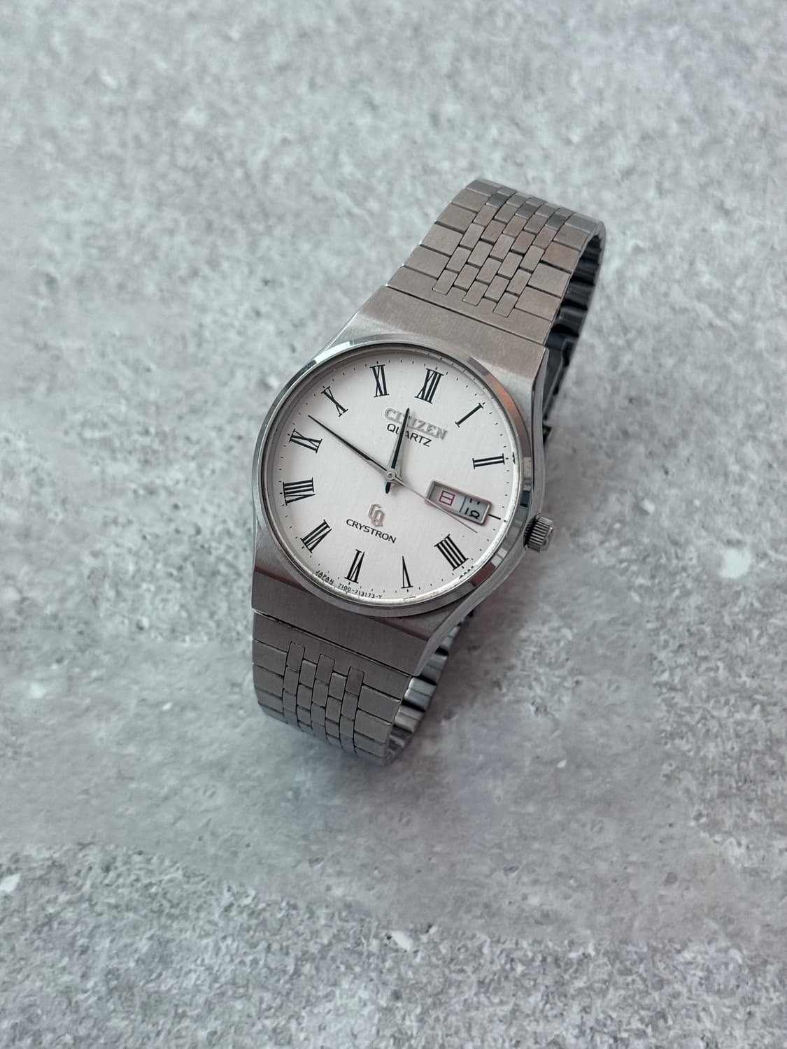 Citizen 시티즌 CRYSTRON Quartz Day-Date 상품이미지2