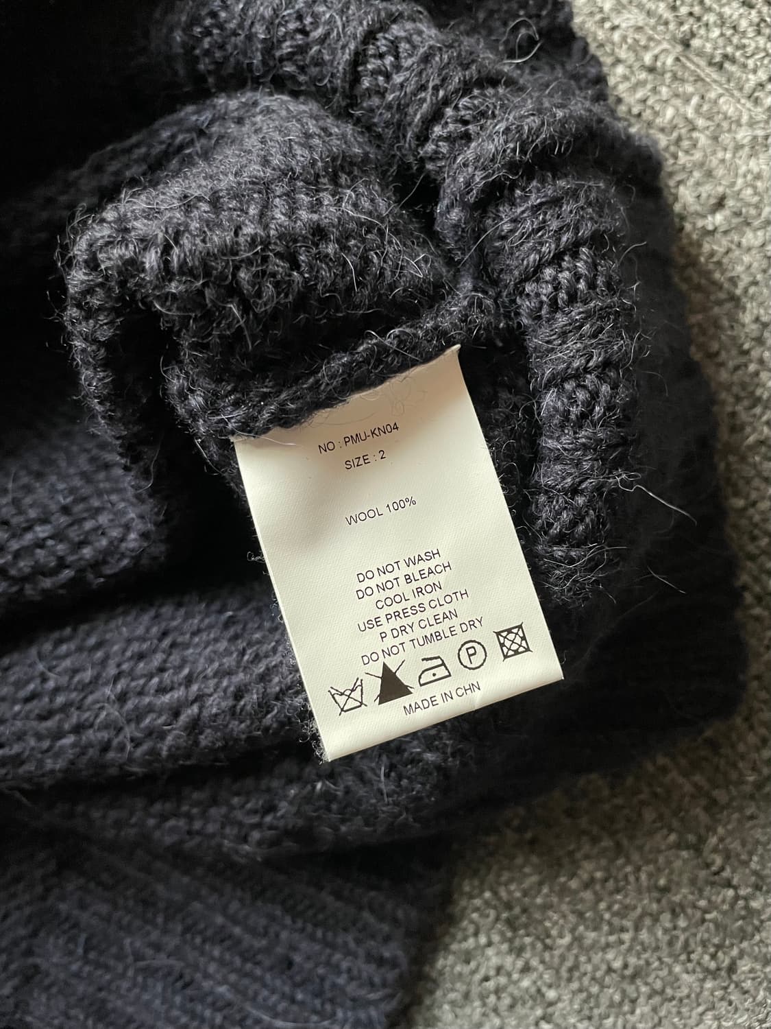 피그벨 울 터틀넥 니트 네이비 2사이즈 상품이미지5