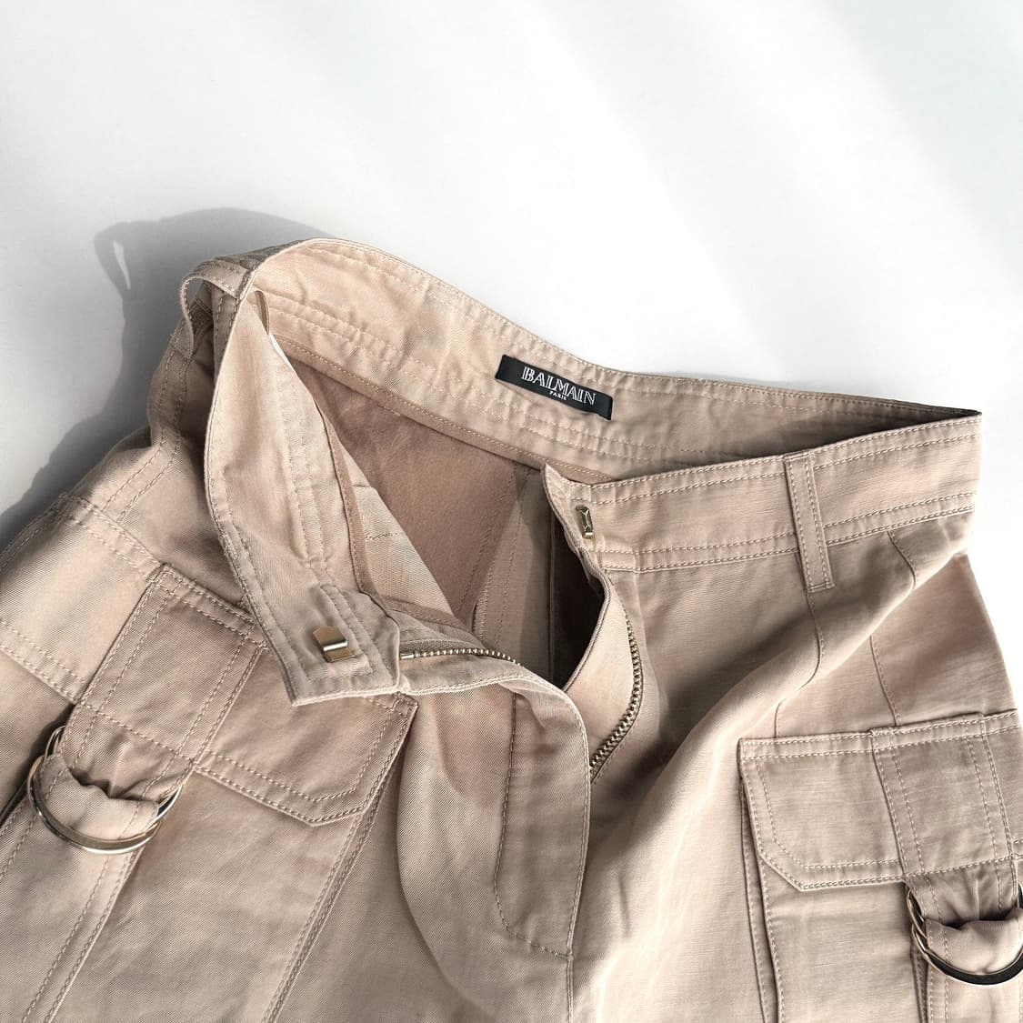 발망 BALMAIN 린넨 코튼 카고 쇼츠 상품이미지2