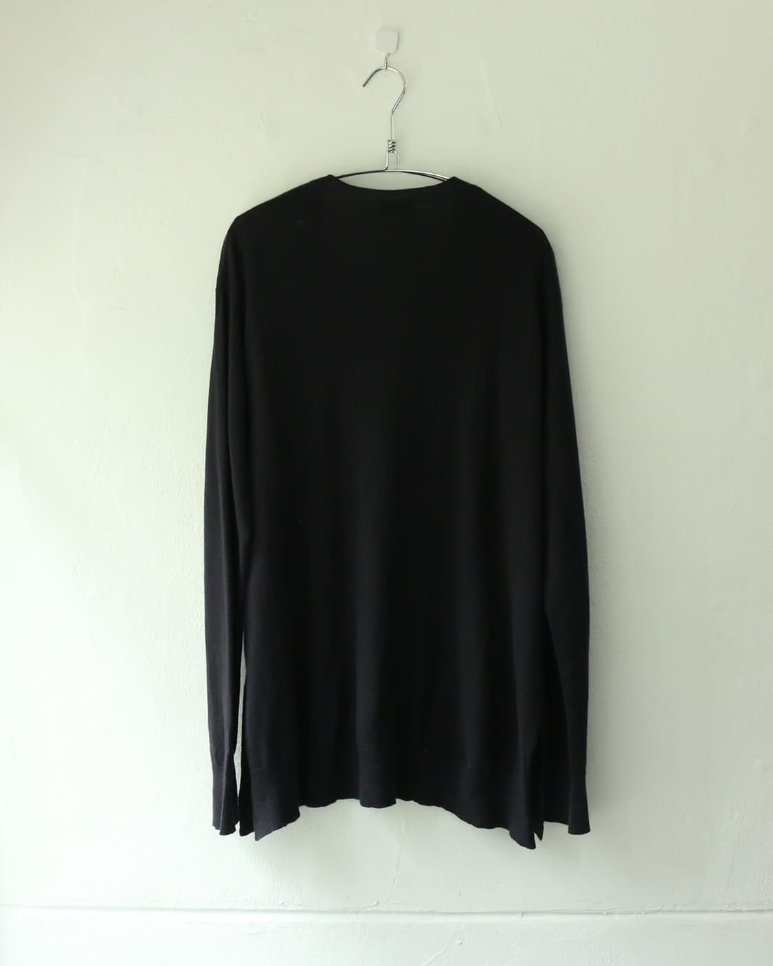 라드 뮤지션 브이넥 니트 상품이미지8