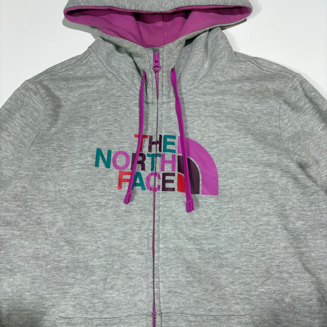 노스페이스 그레이 로고 후드 집업 상품이미지3