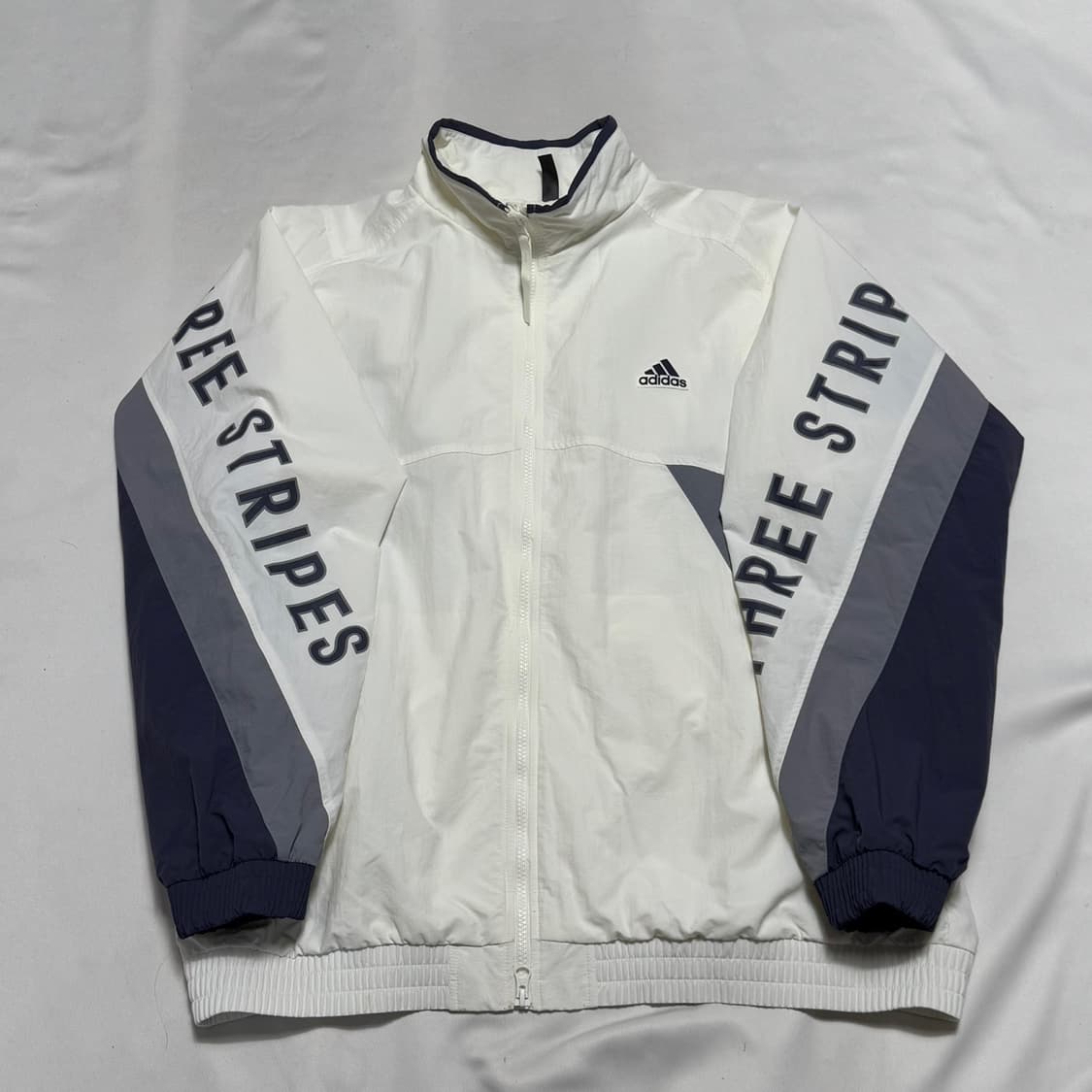 2XL 아디다스 바람막이 상품이미지2