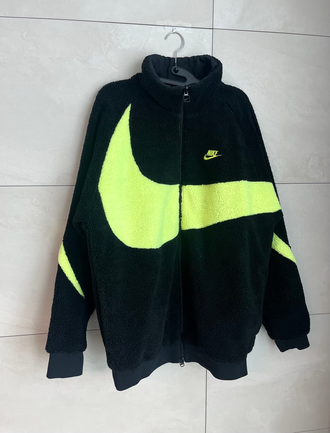 나이키 빅 스우시 리버시블 후리스 블랙 볼트 [XL] 상품이미지2