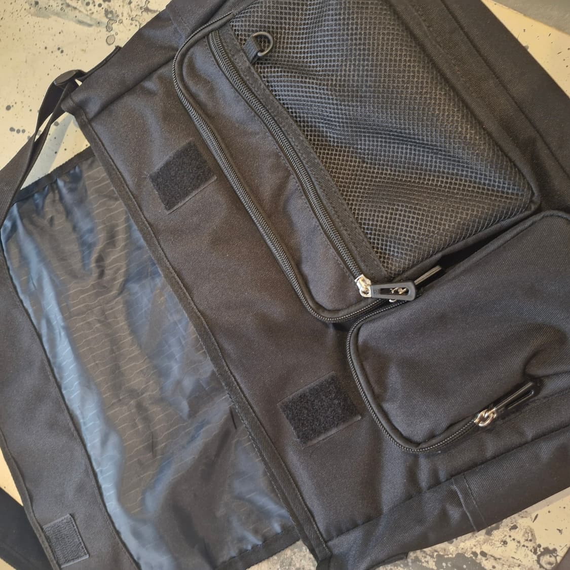 블랙 메신저백 크로스백 새상품 상품이미지3